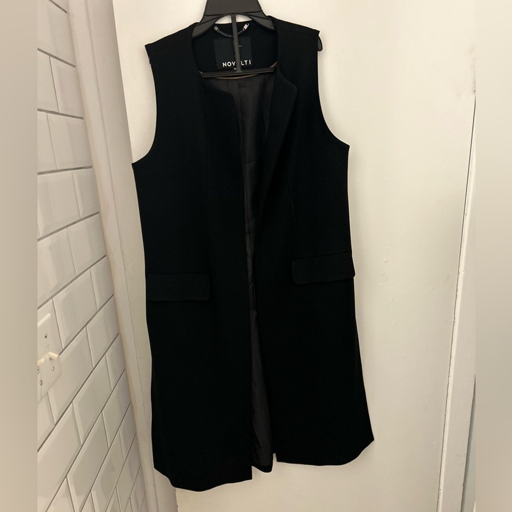 Long black waist coat Novelti size medium